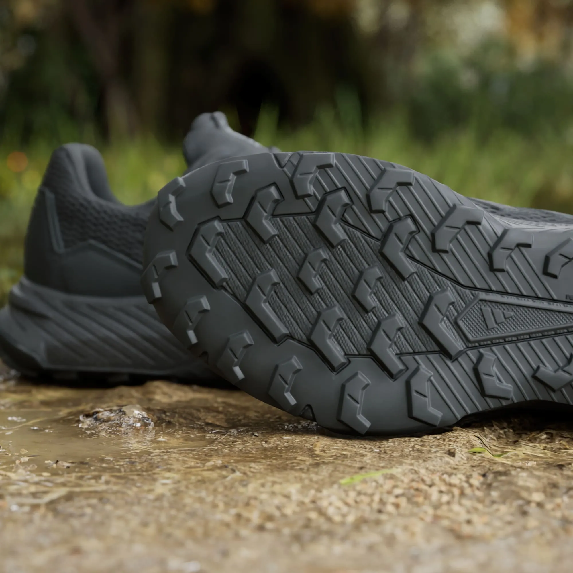 ADIDAS TRACEFINDER MENS TRAIL RUNNING SHOES