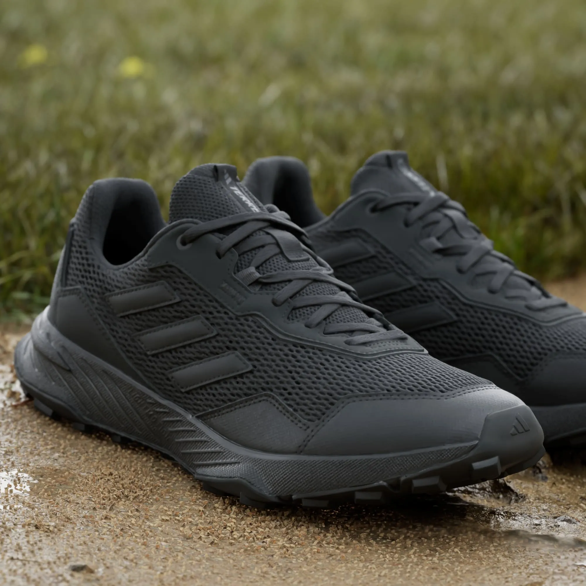ADIDAS TRACEFINDER MENS TRAIL RUNNING SHOES