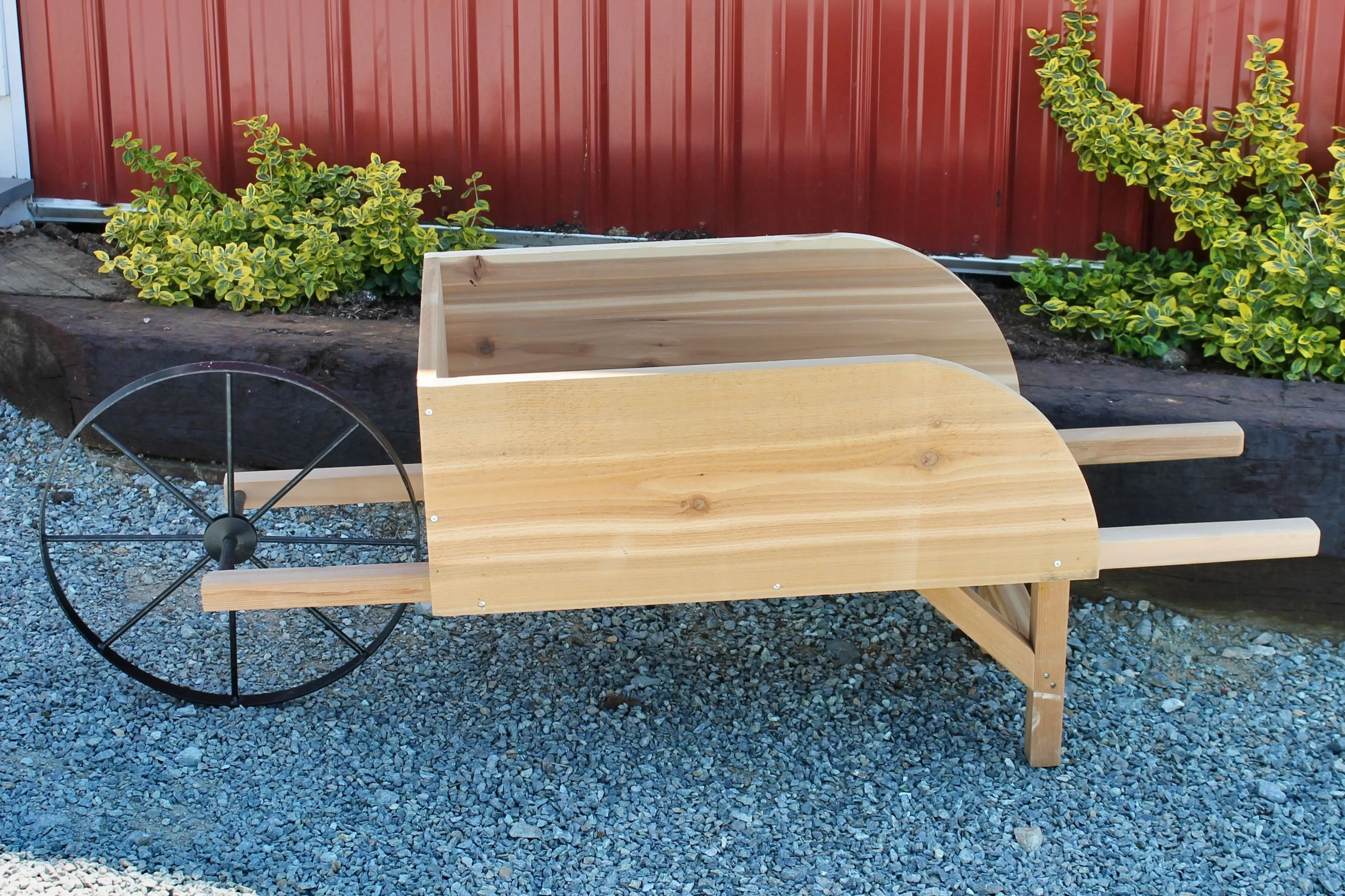 Amish Old Fashioned Wooden Wheelbarrow