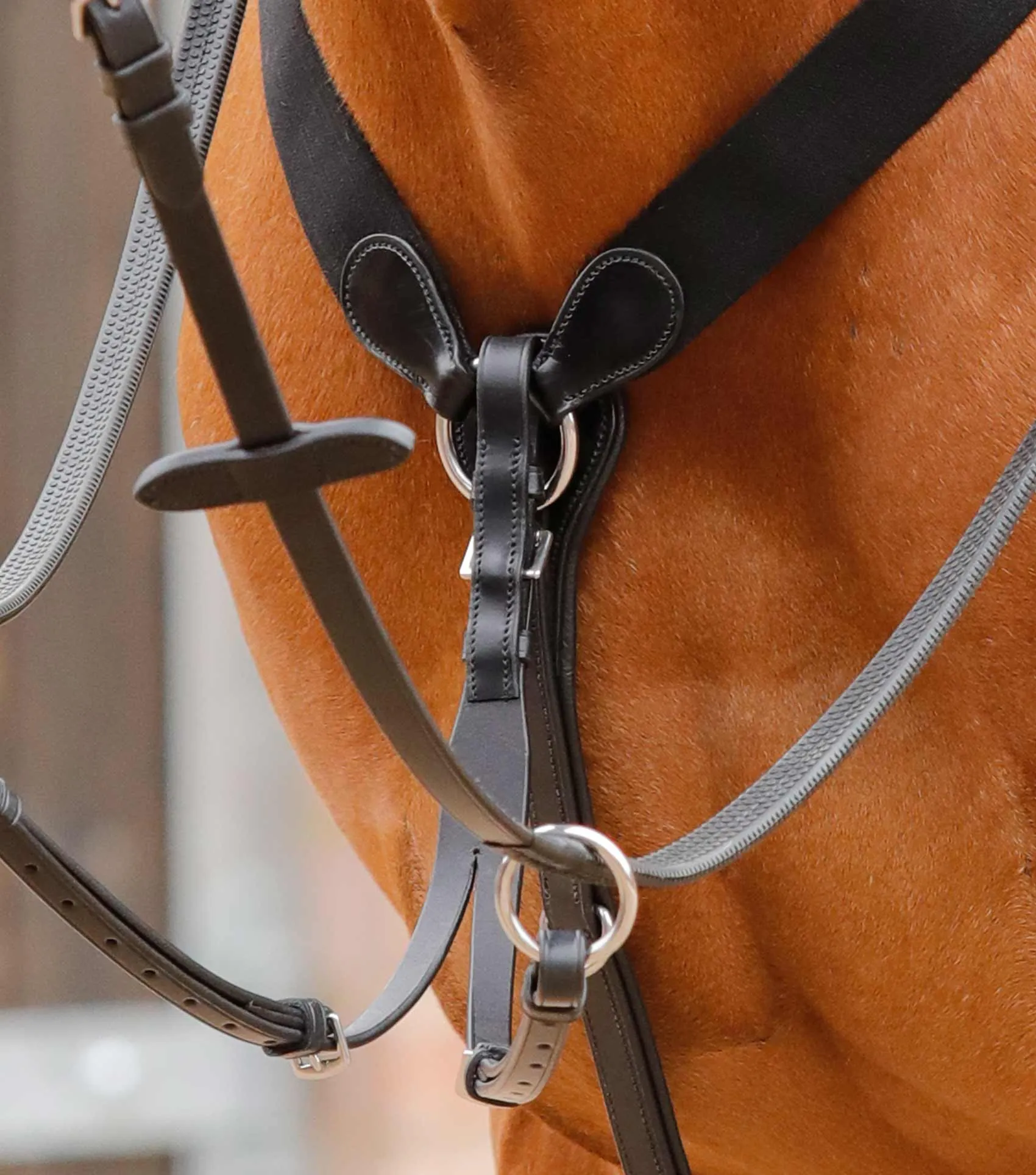 Baressa Elastic Jumping Breastplate Black