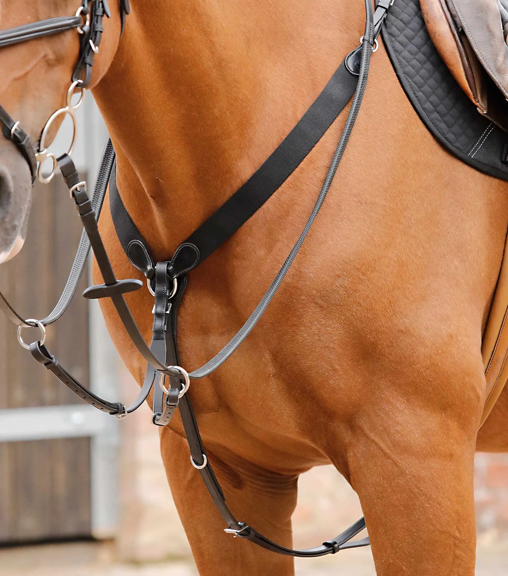 Baressa Elastic Jumping Breastplate Black