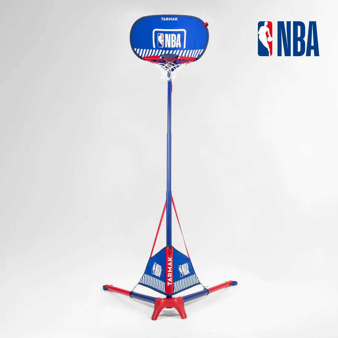 Basketball Hoop Hoop 500 EasyCan be carried and set up anywhere easily.