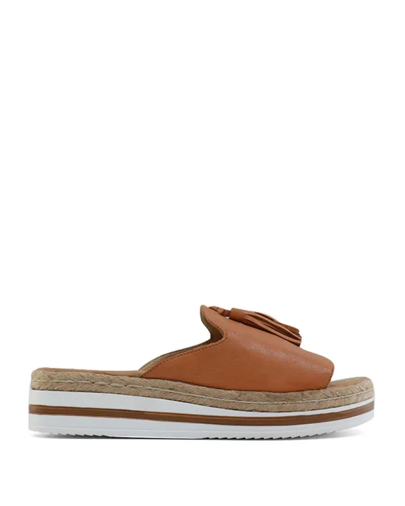 Bueno Shoes Augie Leather Espadrille Slides