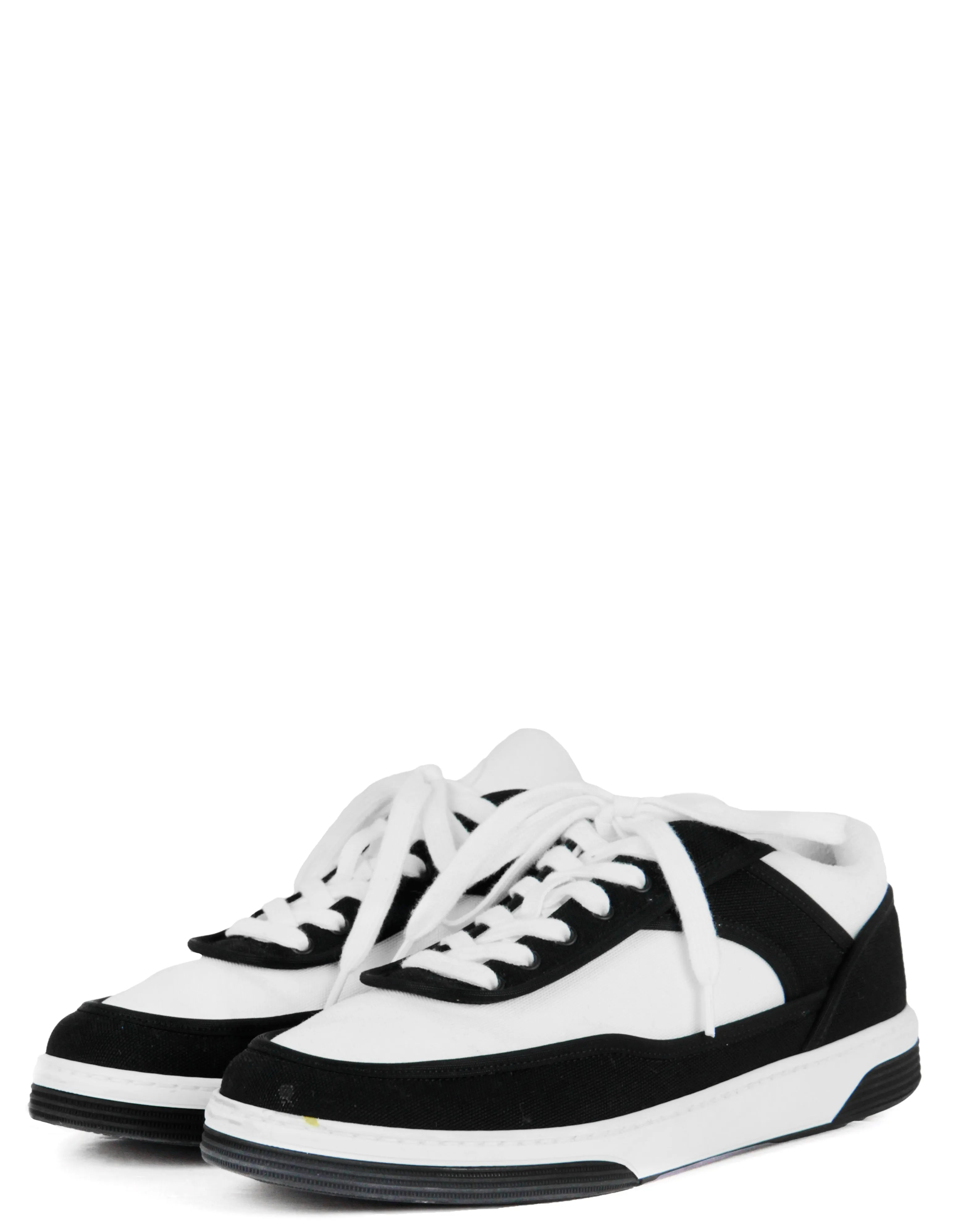 Chanel White/Black Fabric Logo Sneakers sz 38