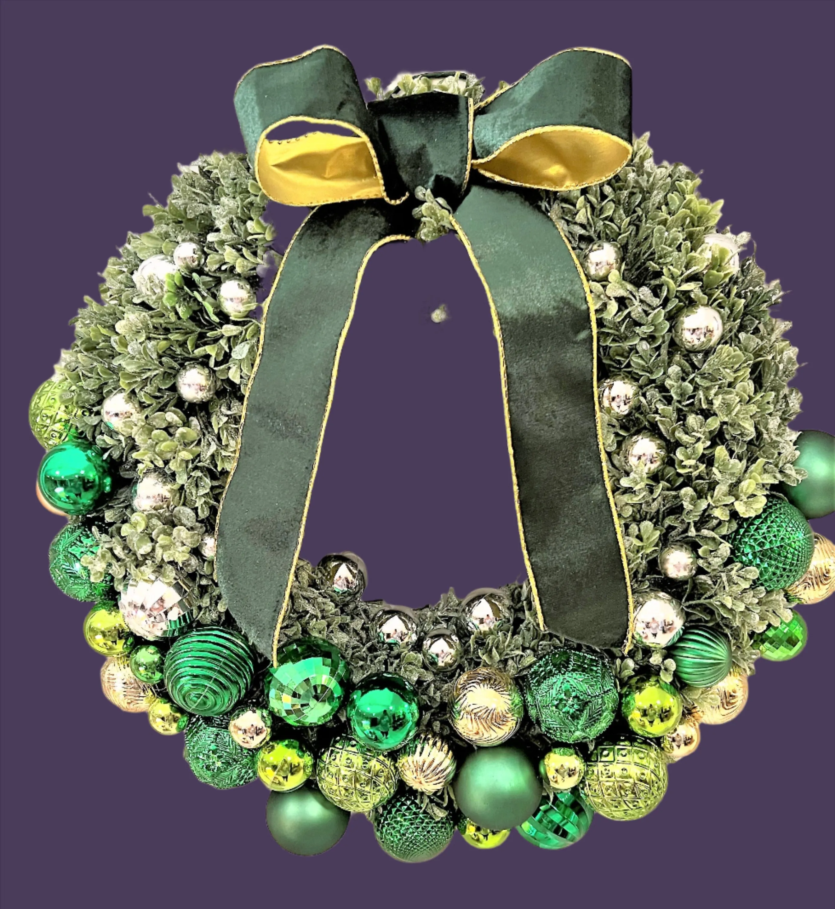 Christmas Classic Wreath- Flocked wreath 20" Diameter X 5" deep