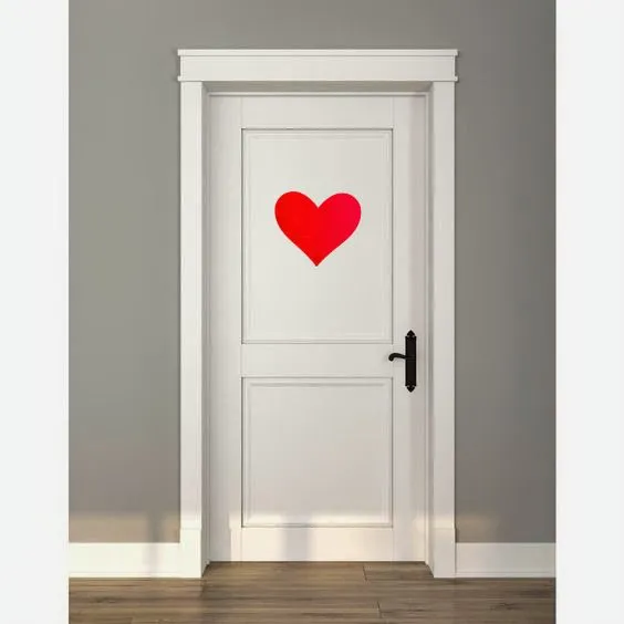 Classic Heart Wooden Door Hanger
