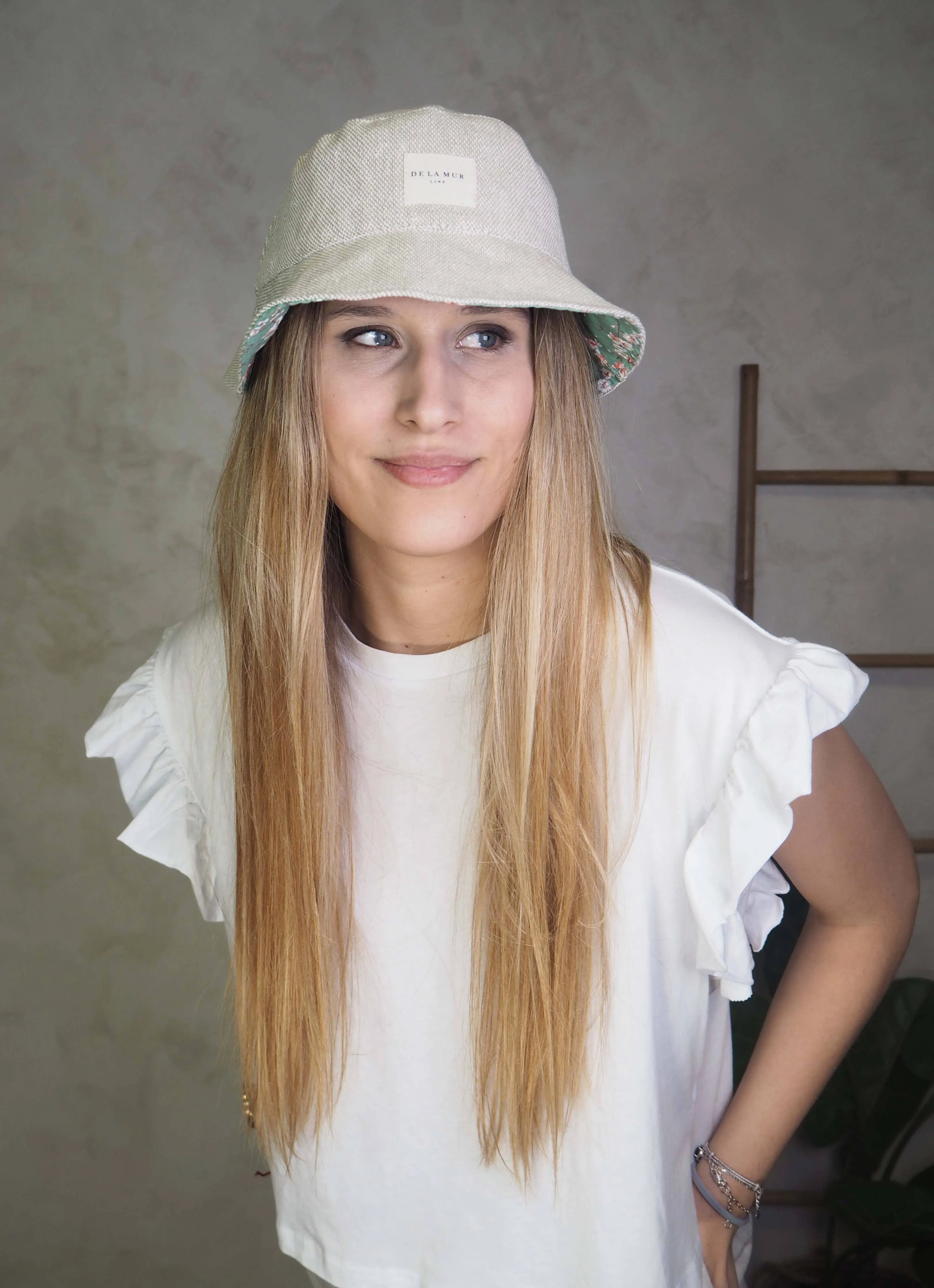 De La Mur Bucket Hat