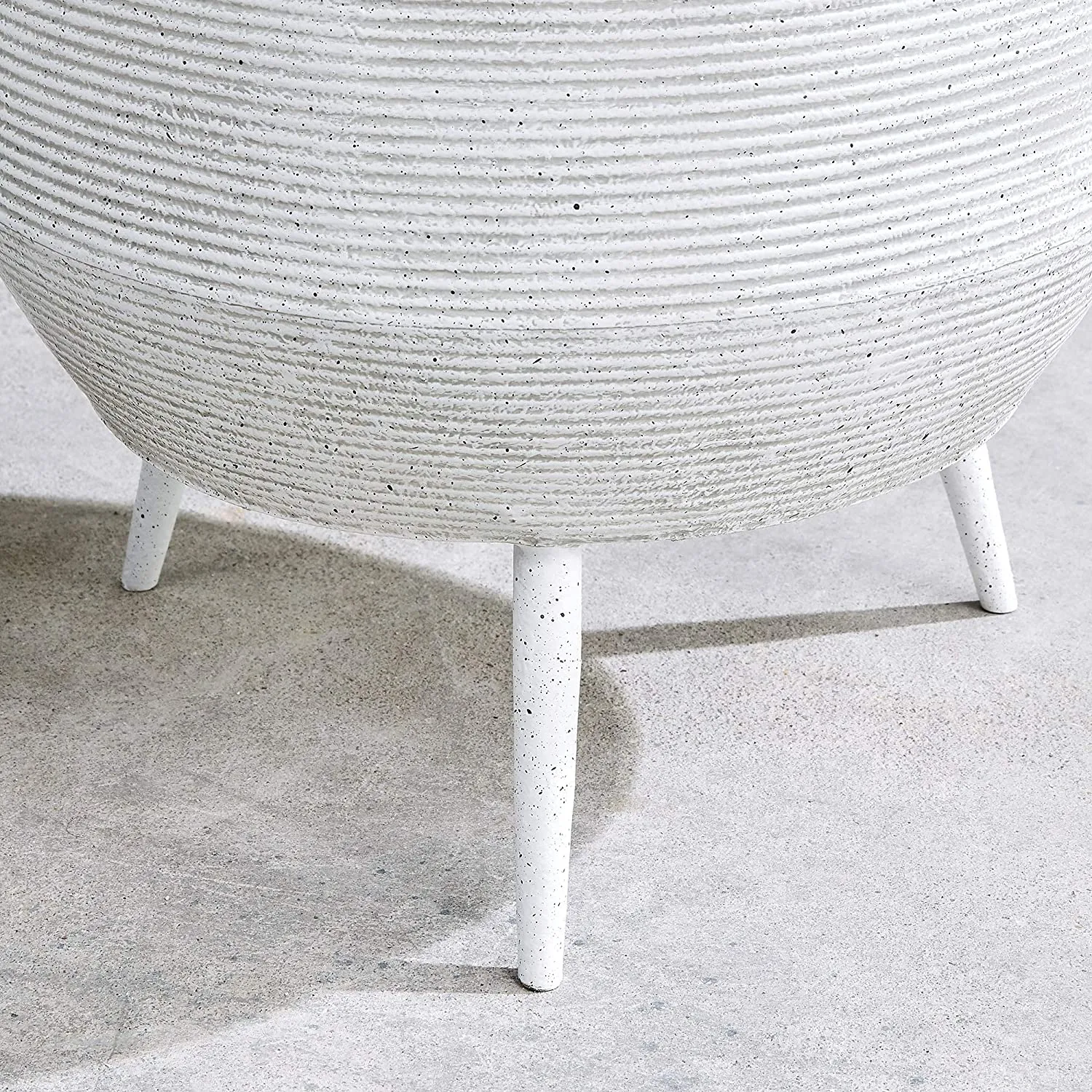 FirsTime & Co. Buena Vista Planter 2-Piece Set, American Crafted, Aged White, Indoor/Outdoor, 14 & 19", Retails $162 