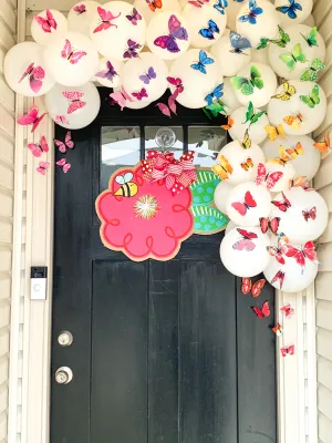 Flower Burlap Door Hanger - Red with Bee