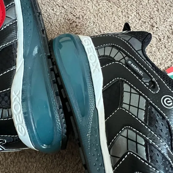 Geox boys MARVEL BAYONYC junior sneakers little kids size 2