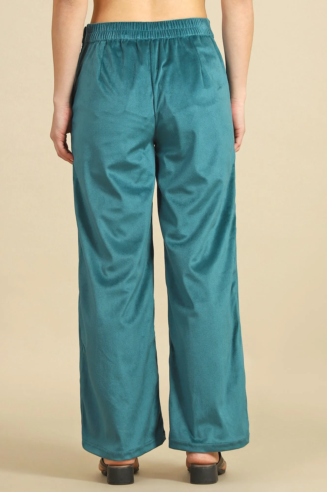 Green Solid Parallel Pants