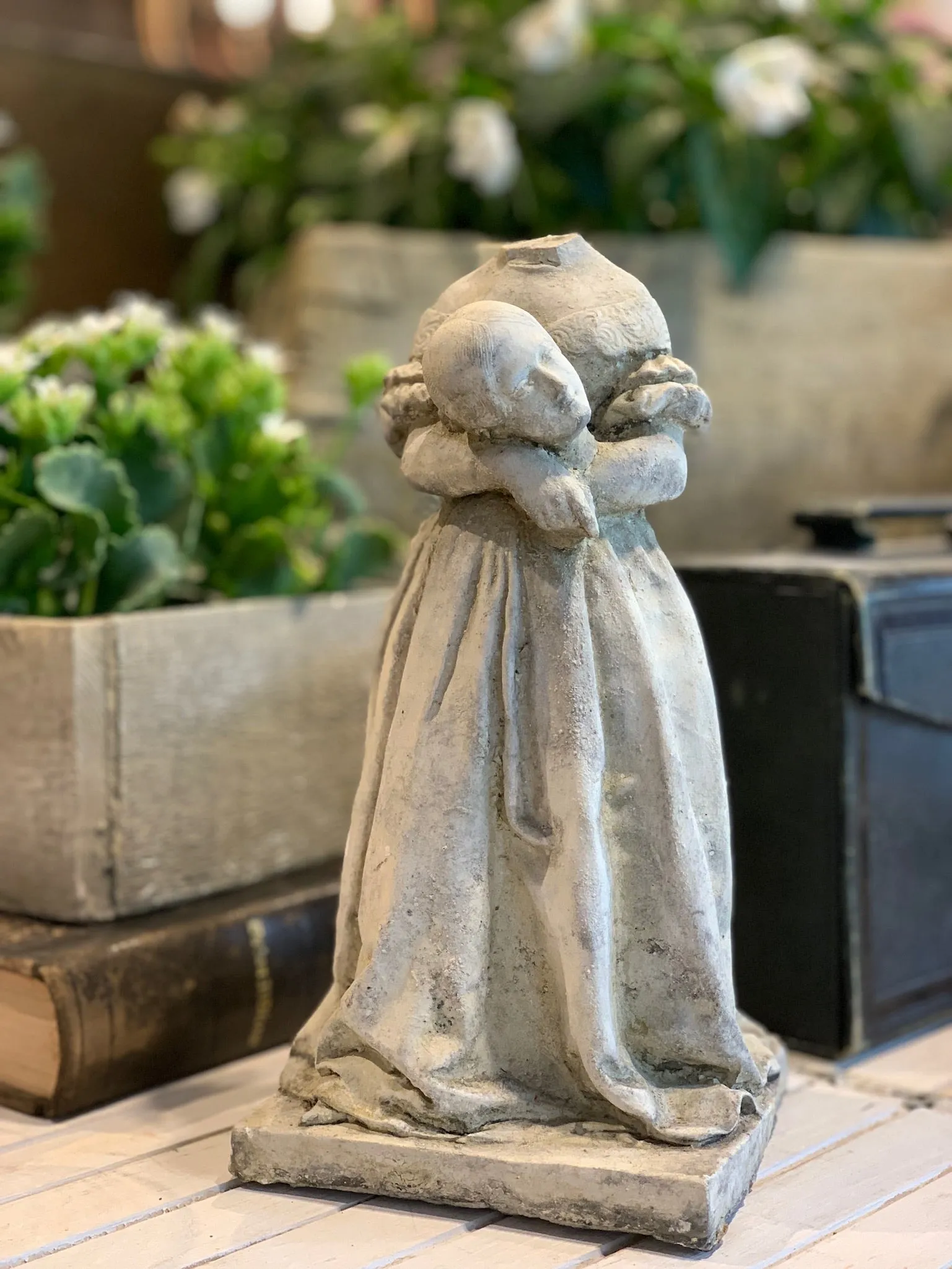 Hand-cast Stone Marie Antoinette Statue