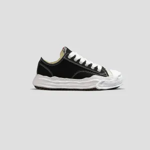 HANK OG SOLE CANVAS LOW TOP SNEAKERS