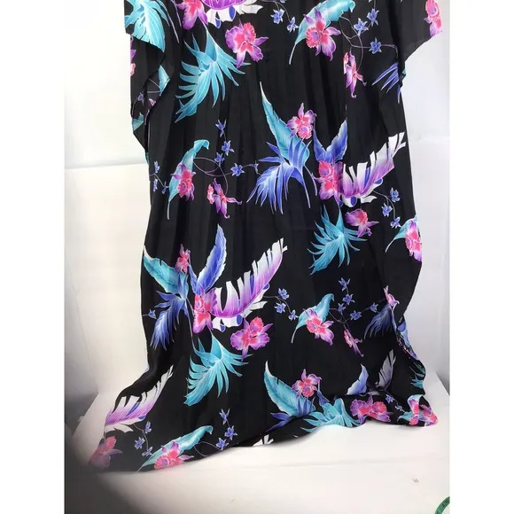 Hawaii Casual Wear Woman’s 1X Floral Maxi Dress Multicolored Made In USA