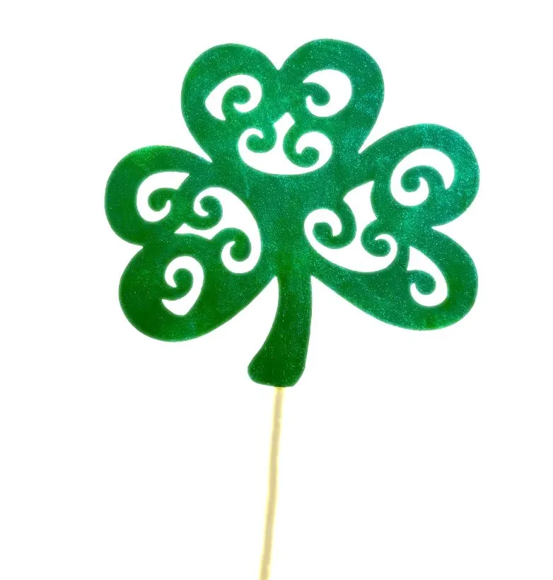 Lattice Wooden Shamrock Garden Stakes