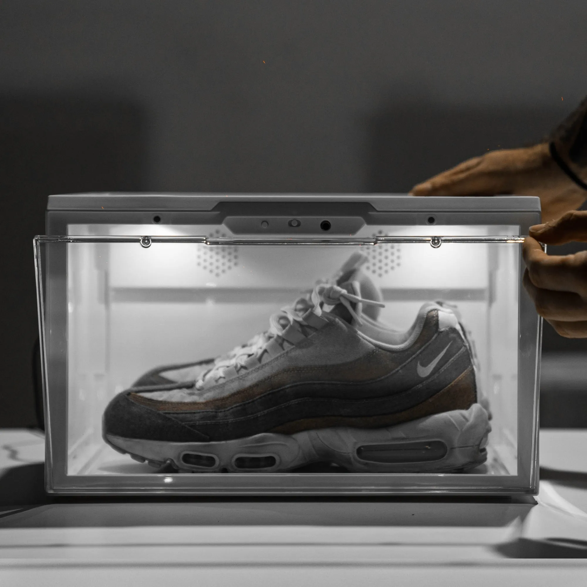 LED Drop Front Shoe Box