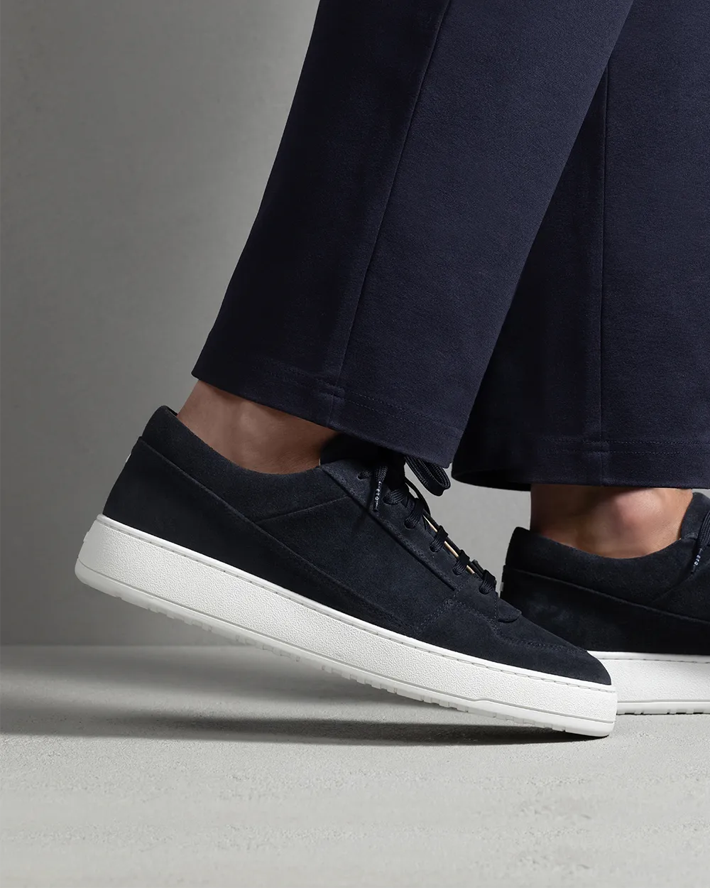 LT 03 Suede Blueberry