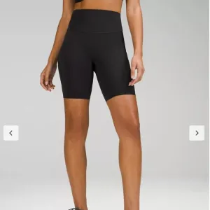 Lululemon Black Base Pace HR Short 8” Reflective