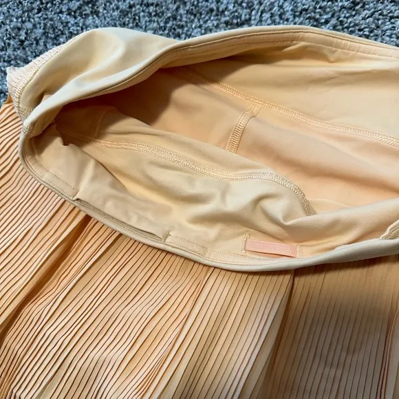 Lululemon | Pleat to Street Mid-Rise Skirt