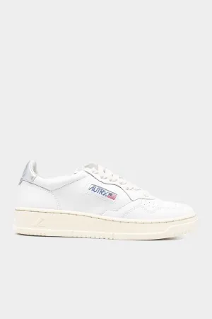 Medalist Low Leather Sneaker in White Silver