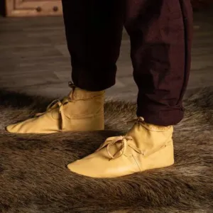 Medieval Shoes Colin