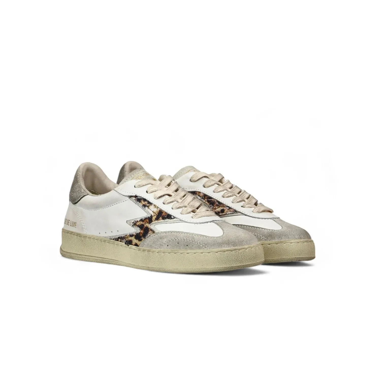 Moa Concept Club de luxe sneaker i hvit skinn med leoparddetaljer