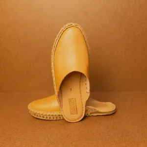 Mohinders Women's Heritage Solid Slides in Honey