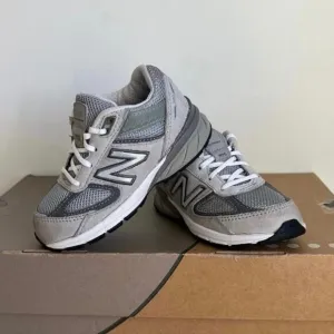 New Balance 990 V5 Grey/White Toddler Sneakers- SZ 6 C