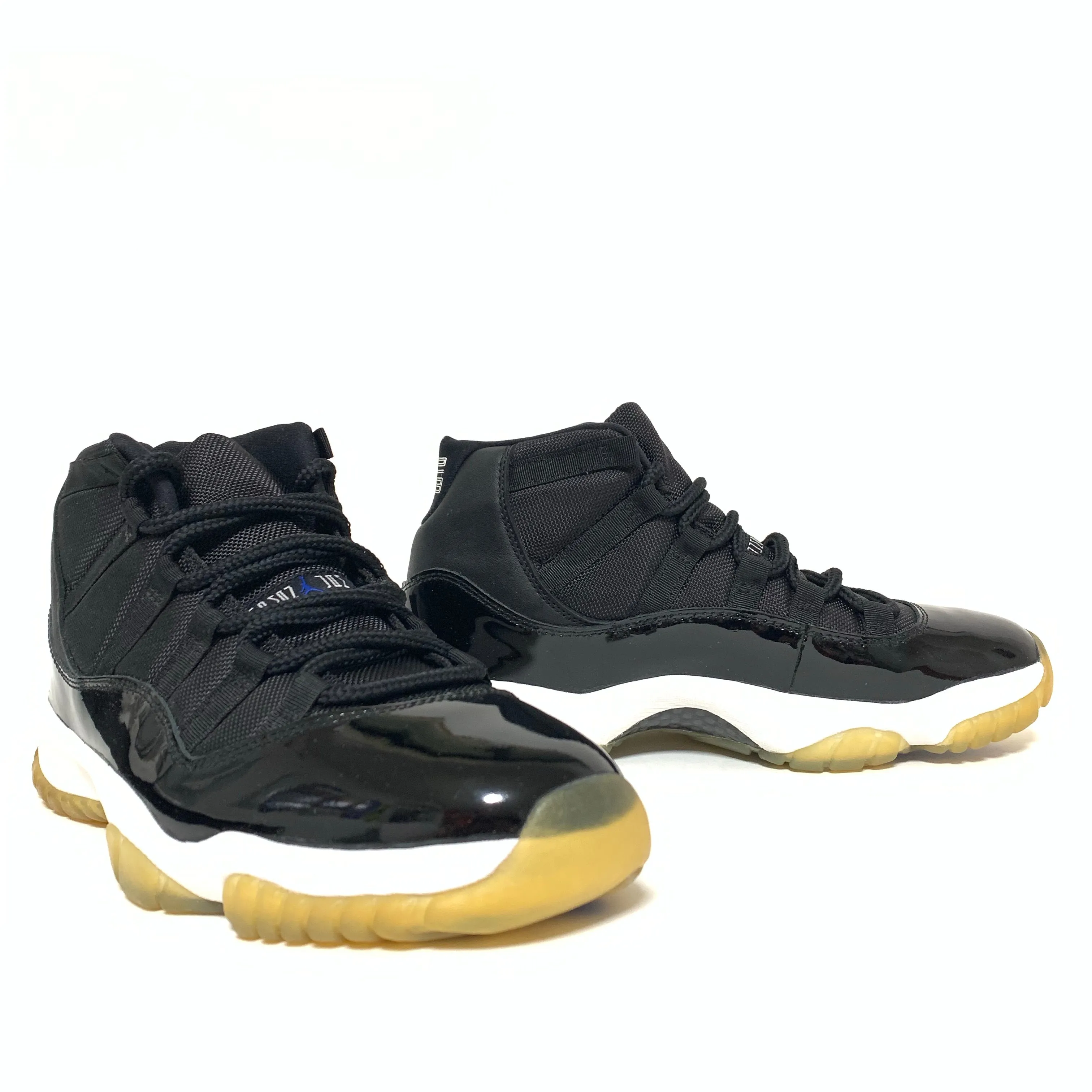 NIKE AIR JORDAN 11 RETRO SPACEJAM