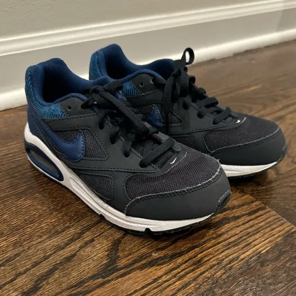Nike Air Max IVO PS ‘Dark Obsidian’ Kids Sneakers - Size 2Y black and blue