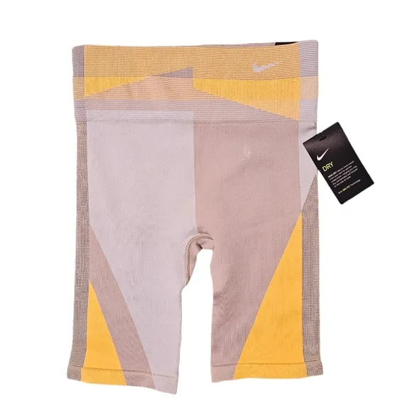 NIKE Icon Clash Seamless Training Shorts Womens Medium