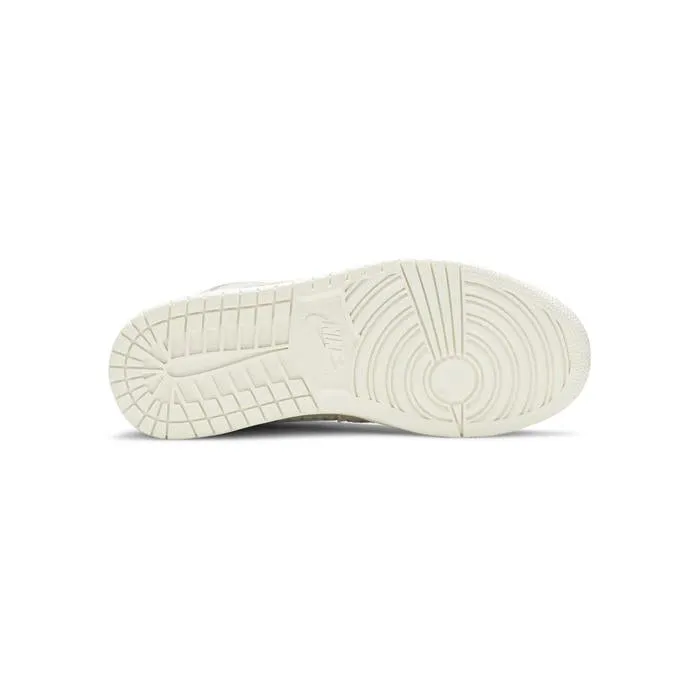 Nike Wmns Air Jordan 1 Retro High Premium 'Desert Sand'