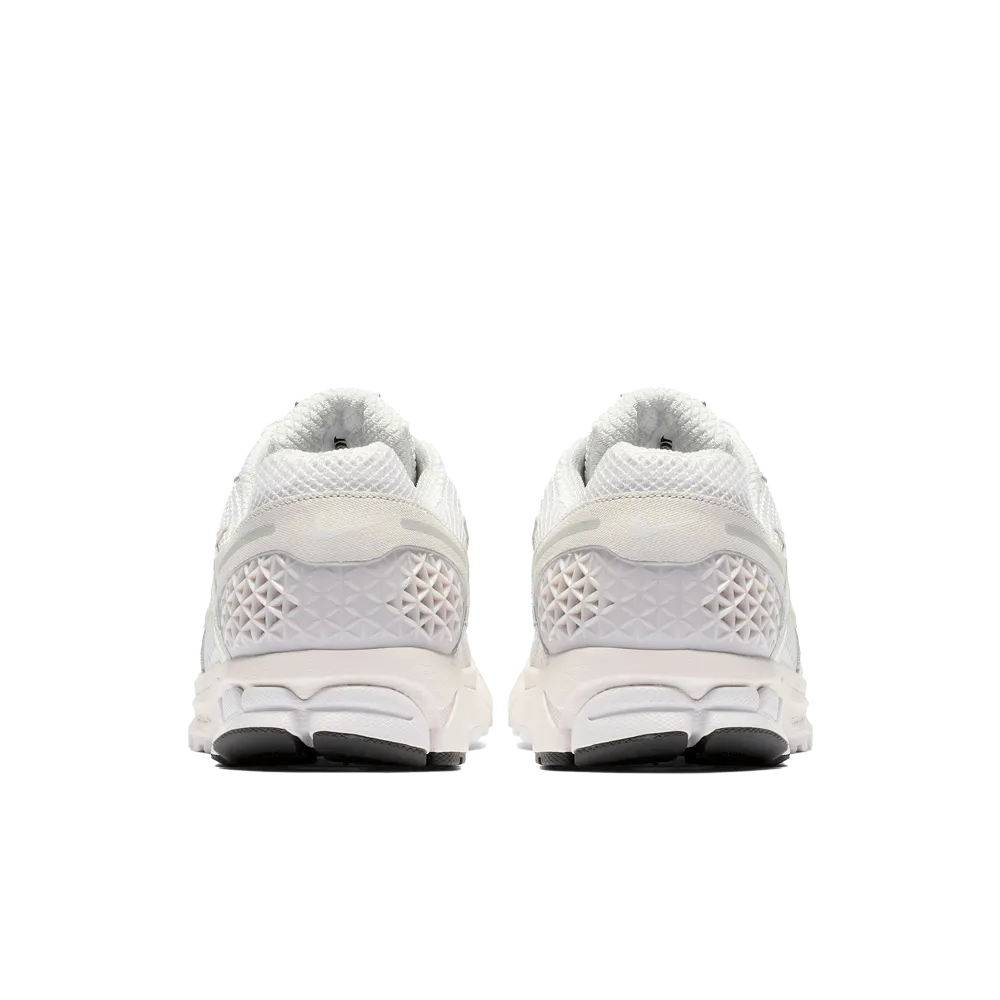 Nike Zoom Vomero 5 Men's Shoes