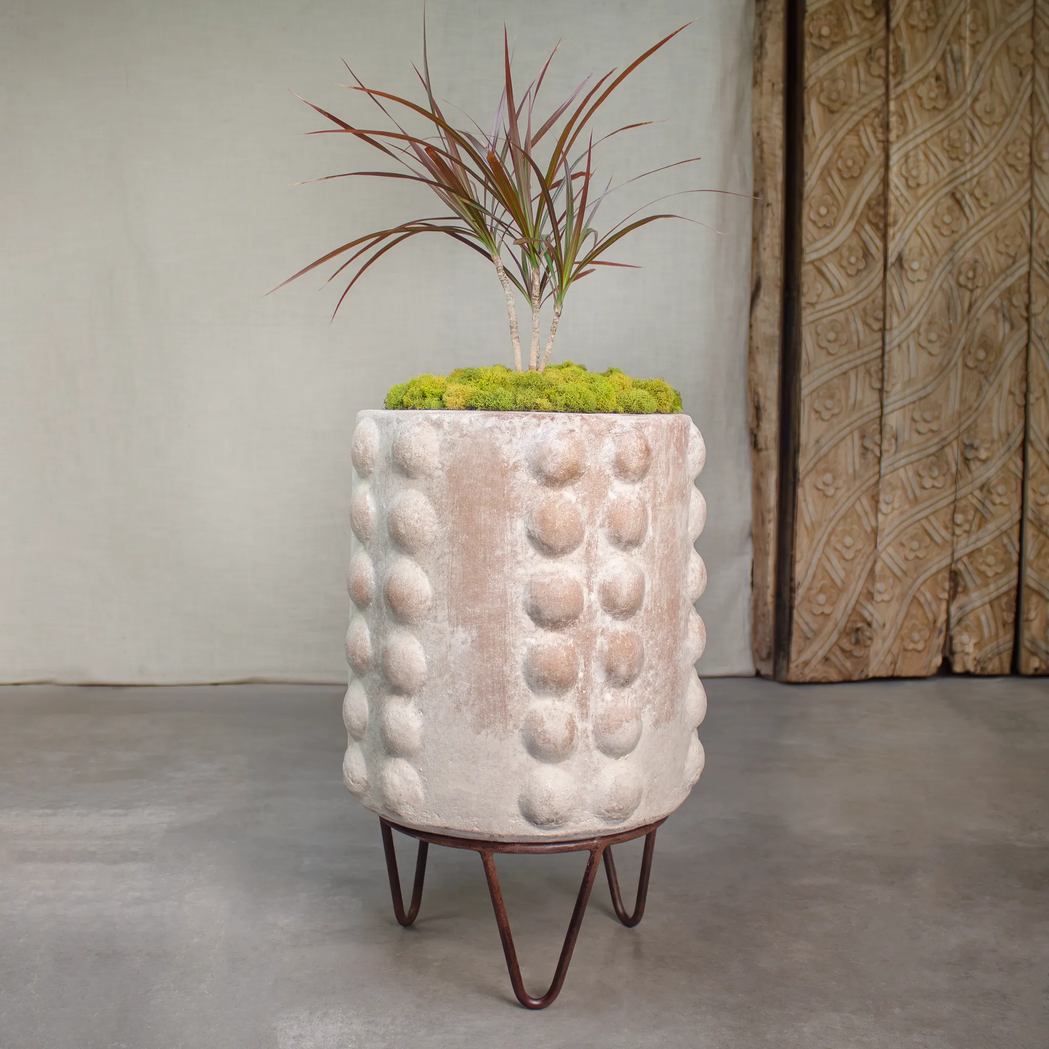 Node Planter, Terracotta Pot, Tall. Malto Finish
