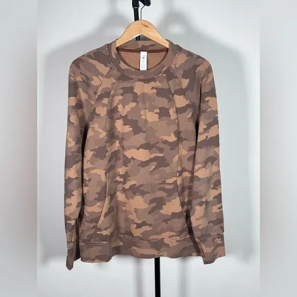 NWOT Lululemon Scuba Crew Heritage 365 Camo Beige Multi