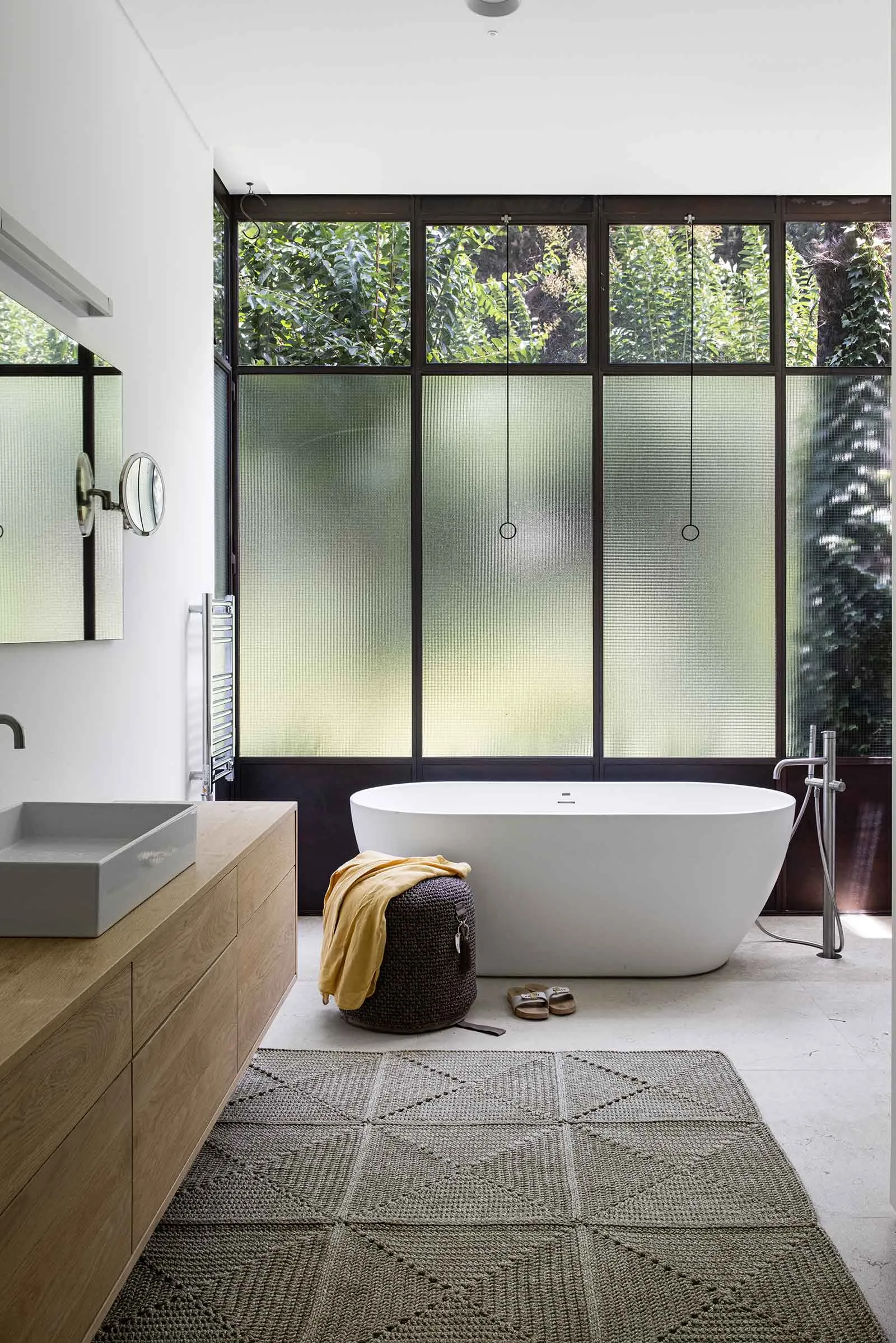 Outdoor Indoor Cylinder Pouf