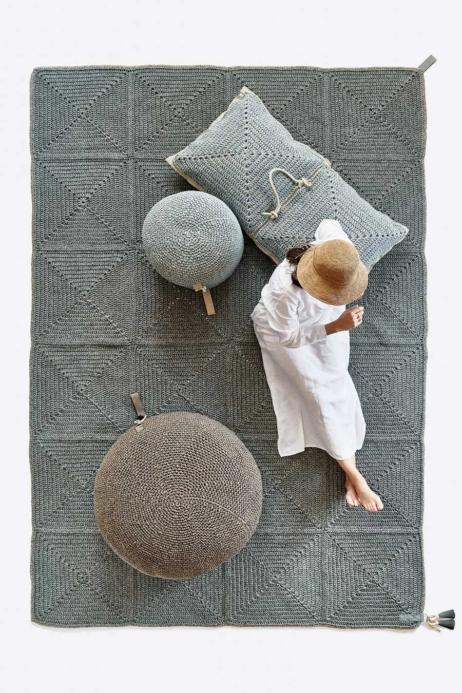 Outdoor/Indoor crochet rug - Large