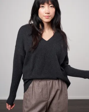 oversized v neck sweater - charcoal