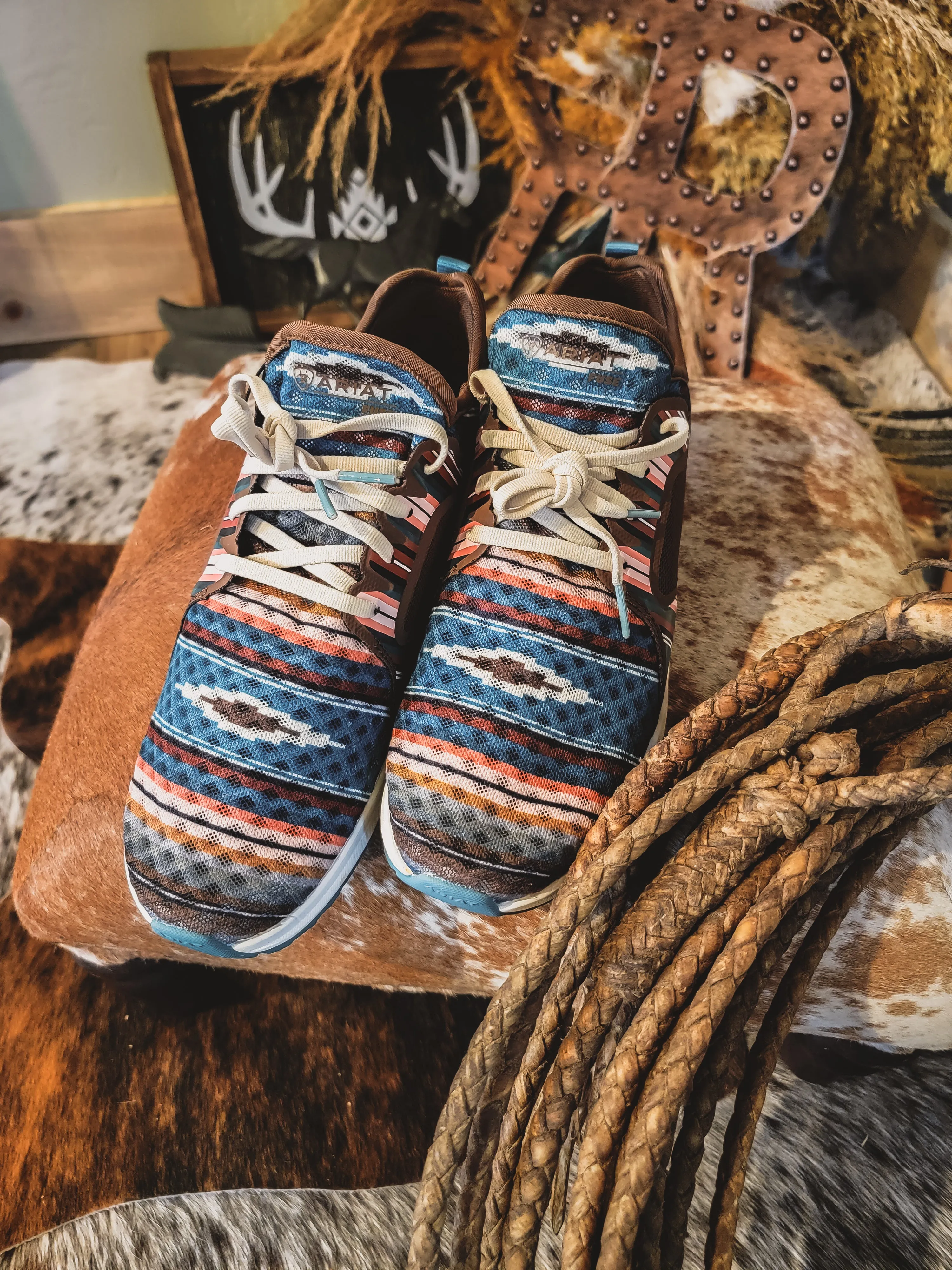 Pastel Ariat Fuse