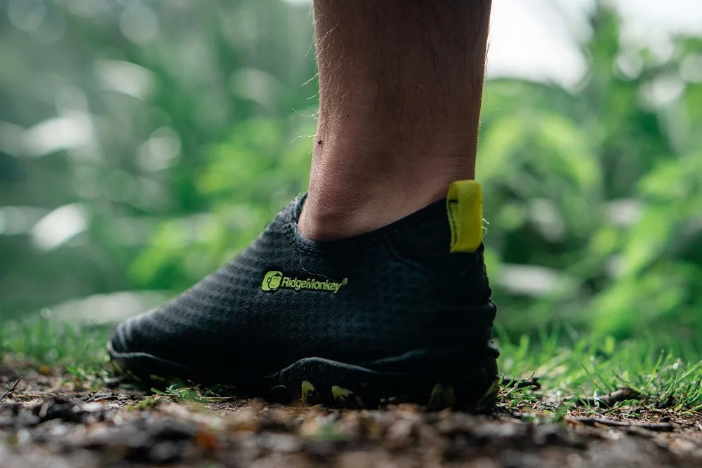 RidgeMonkey APEarel Dropback Aqua Shoes Black