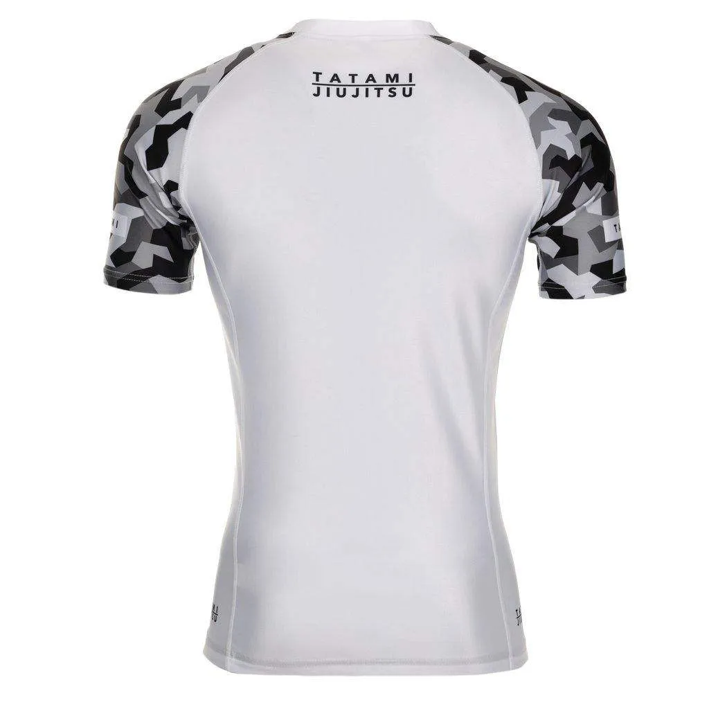 Rival White & Camo Short Sleeve Rash Guard - White