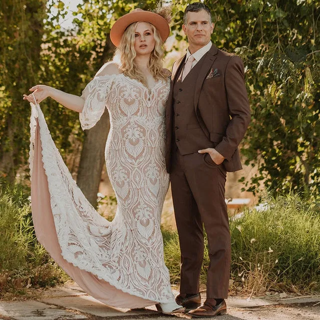 Sexy Mermaid Off Shoulder V-neck Handmade Lace Wedding Dresses,WD795