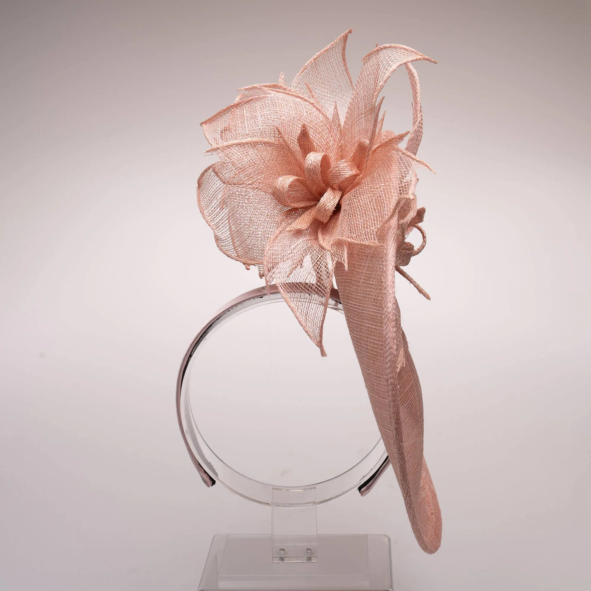 Sinamay Flower Top And Botton Saucer Fascinator: Light pink