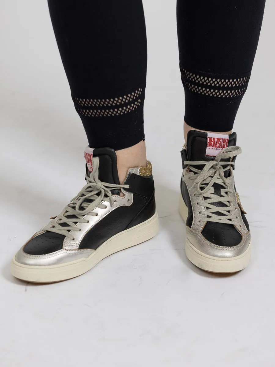 SMR23 BRAGA høy sort sneaker med gull og glitter detaljer
