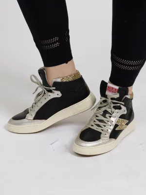 SMR23 BRAGA høy sort sneaker med gull og glitter detaljer