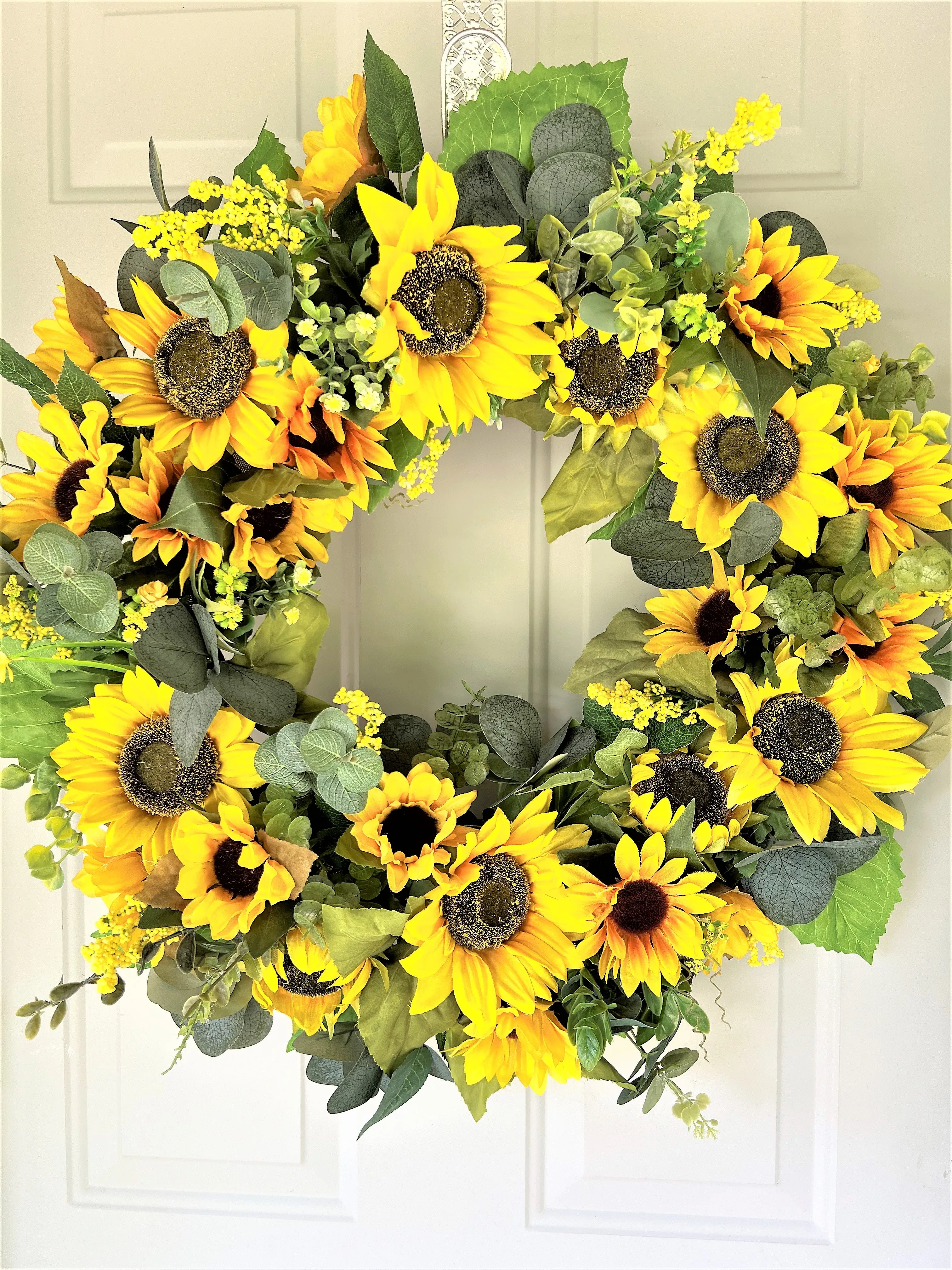 Sunflower Wreath 25 Inches Diameter