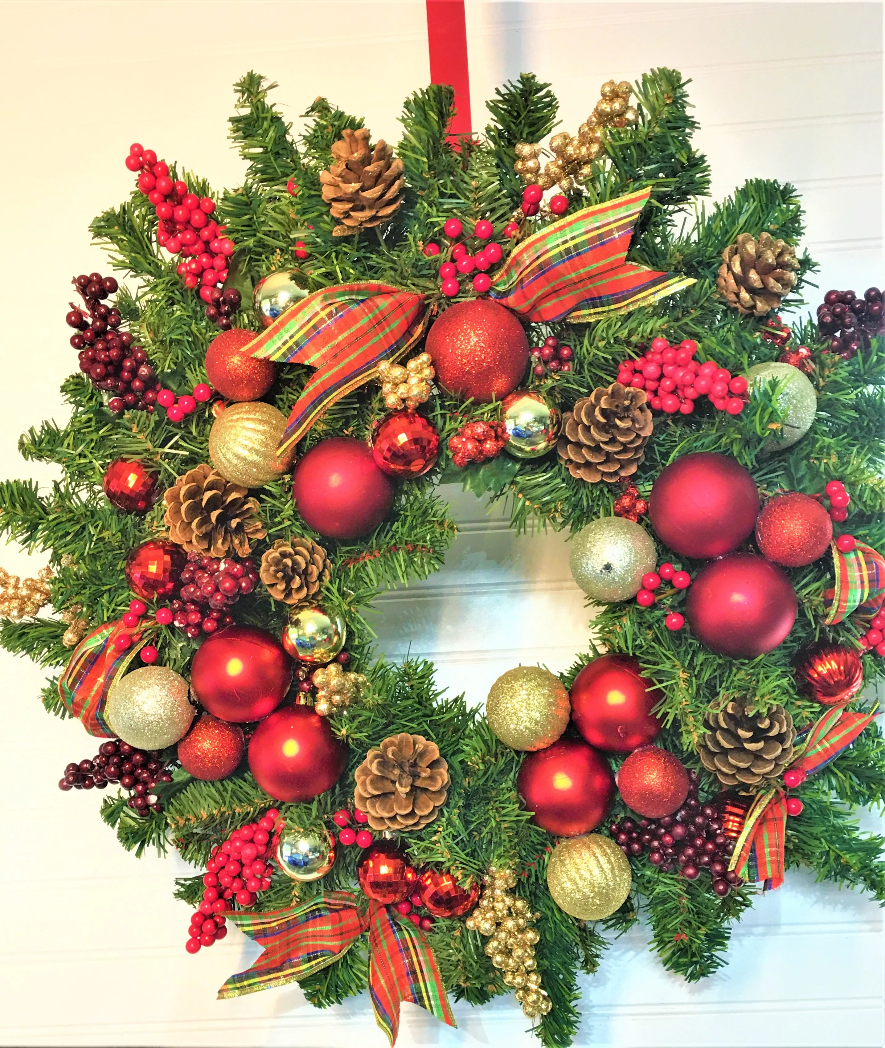 Traditional Wreath 24"