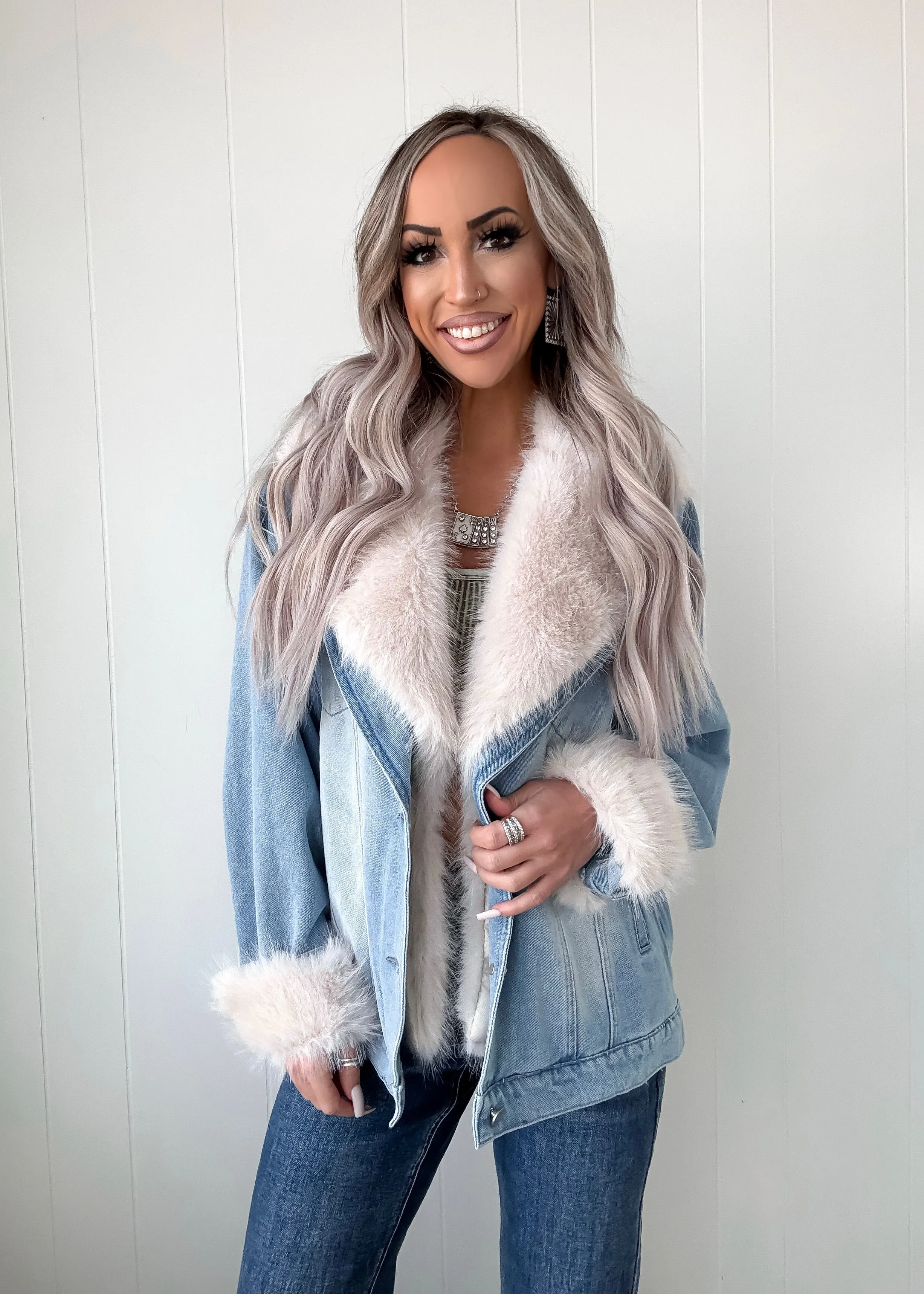 Trailblazer Fur Collar Denim Jacket - Blue