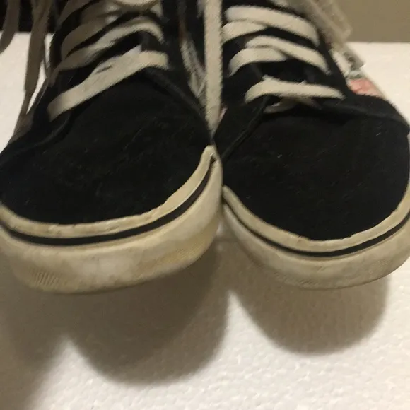Vans girls lace up/zipper hi tops Floral suede canvas sneakers Size 2 black pink