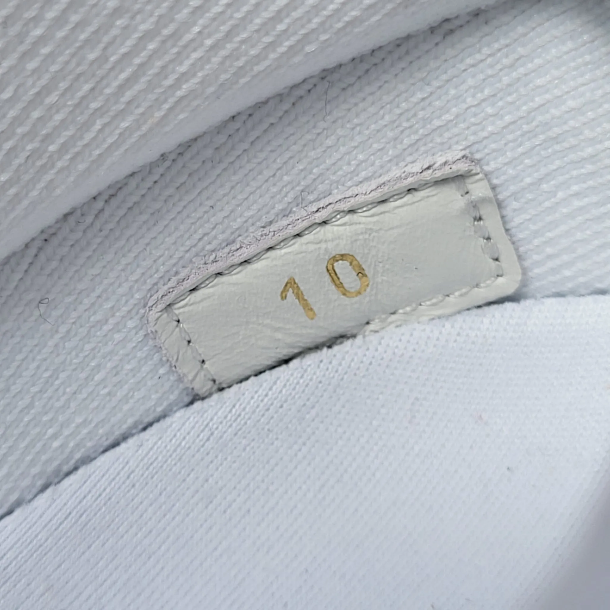 V.N.R. Sneaker